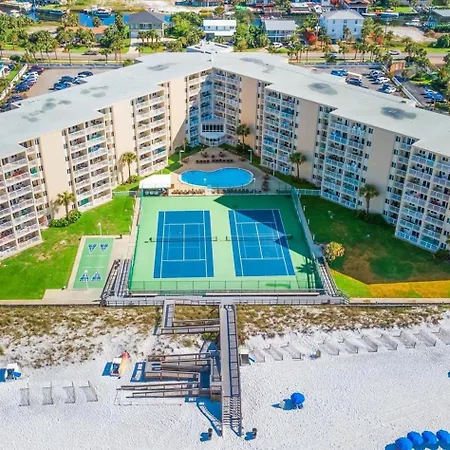 Holiday Surf And Racquet Club 206